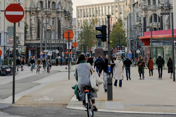 Cycling in antwerp